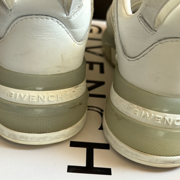 Givenchy Chito Sneakers - Picture 8 of 15